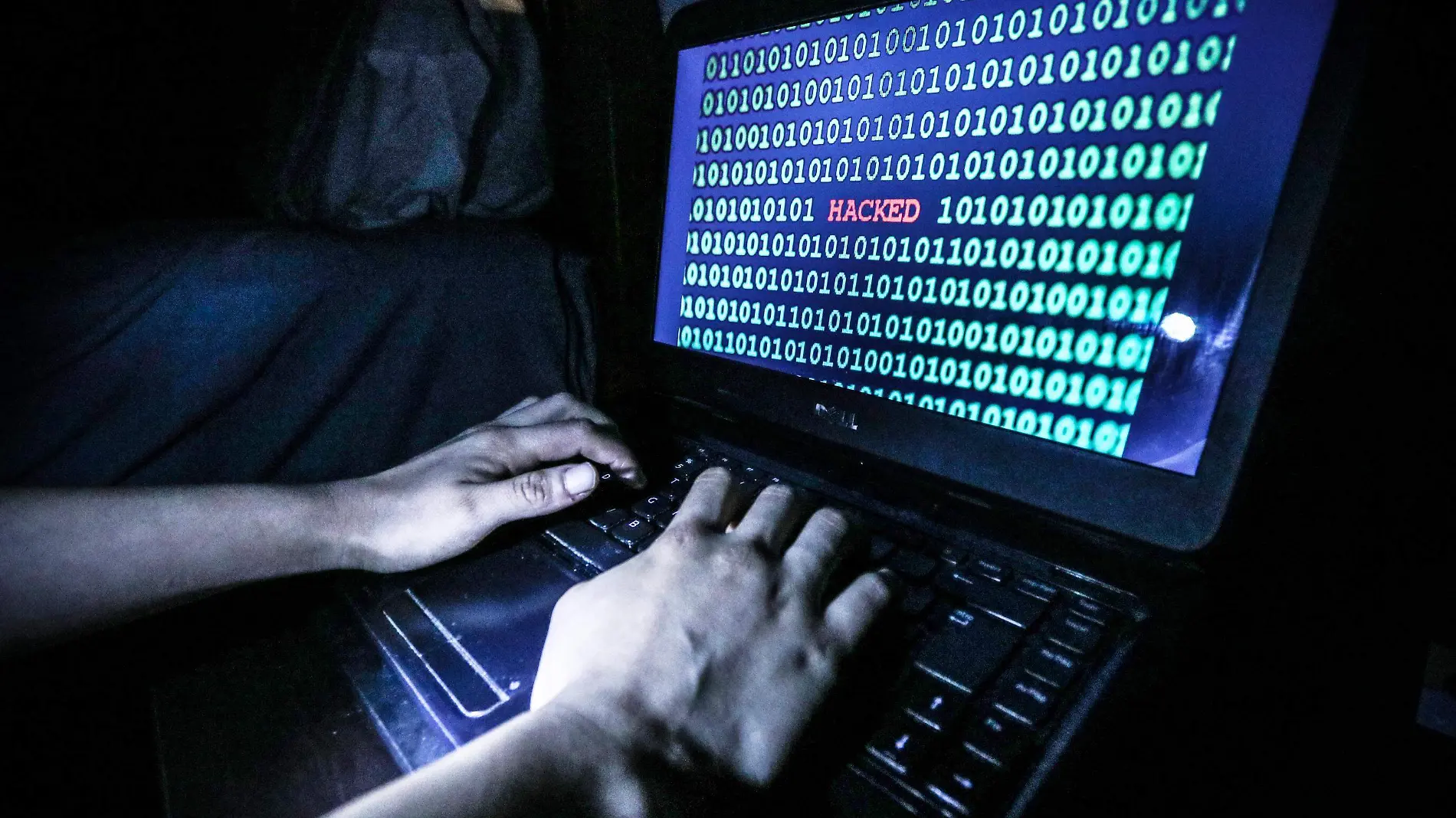 Ataque Cibernetico-Ciberataque-Hacker-Hackeo-Informatica-Computadora (6)